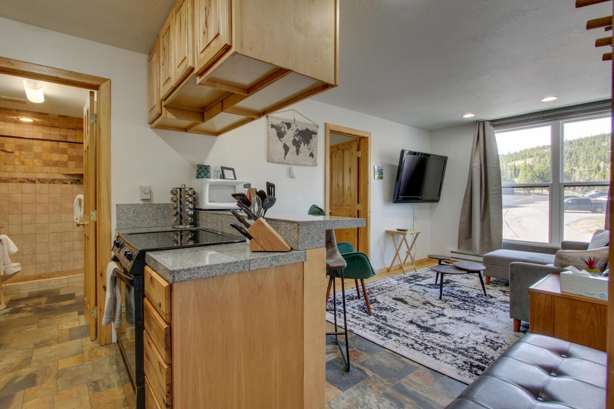 Modern Mountain-View Condo At Big Sky Resort! Exterior photo